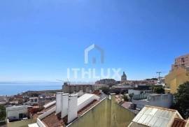 2 bedroom apartment with 2 bathrooms - Refurbished with river view in Graça 2 bedroom apartment with 2 bathrooms - Refurbished with river view in Graça