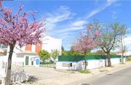 3 bedroom villa of the OCCUPIED bank inserted in a Condominium in Quinta das Lagoas, in Ferreiras, Albufeira