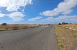 Bank land with 100494 m2 for the construction of a tourist development located in the south of Boa Vista Island in Cape Verde Bank land with 100494 m2 for the construction of a tourist development located in the south of Boa Vista Island in Cape Verde