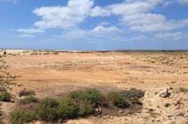 Bank land with 100494 m2 for the construction of a tourist development located in the south of Boa Vista Island in Cape Verde Bank land with 100494 m2 for the construction of a tourist development located in the south of Boa Vista Island in Cape Verde