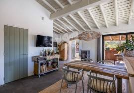 Detached 3 bedroom quinta in very quiet country location near Moncarapacho Detached 3 bedroom quinta in very quiet country location near Moncarapacho