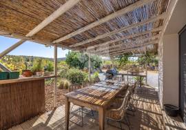 Detached 3 bedroom quinta in very quiet country location near Moncarapacho Detached 3 bedroom quinta in very quiet country location near Moncarapacho