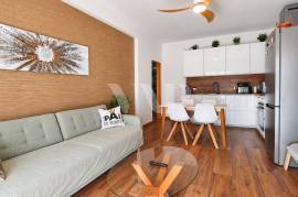 Renovated 0+2 Bedroom Apartment 400m from the Beach, Quarteira