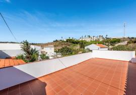 Beautifully Renovated Village House with Garden, Annex & Roof Terrace in Budens Beautifully Renovated Village House with Garden, Annex & Roof Terrace in Budens