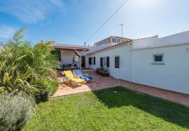 Beautifully Renovated Village House with Garden, Annex & Roof Terrace in Budens Beautifully Renovated Village House with Garden, Annex & Roof Terrace in Budens