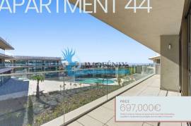 Nomad Bay Algarve is a luxurious resort located close to the beach and close to golf courses in the Carvoeiro area. Nomad Bay Algarve is a luxurious resort located close to the beach and close to golf courses in the Carvoeiro area.