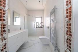 Modern 5 Bedroom Villa with Pool in the Heart of Almancil Modern 5 Bedroom Villa with Pool in the Heart of Almancil
