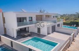 Modern 5 Bedroom Villa with Pool in the Heart of Almancil Modern 5 Bedroom Villa with Pool in the Heart of Almancil