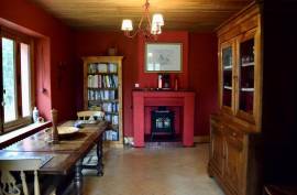 Excellent 4 Bed House for Sale in Vire en Champagne Pays de la Loire France