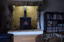 Excellent 4 Bed House for Sale in Vire en Champagne Pays de la Loire France