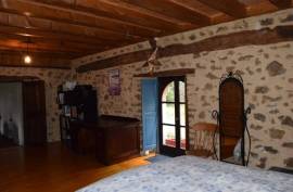 Excellent 4 Bed House for Sale in Vire en Champagne Pays de la Loire France