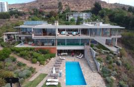 Luxury 24 bed Front Line Estate for Sale In Zapallar Quinta Region Chile Luxury 24 bed Front Line Estate for Sale In Zapallar Quinta Region Chile