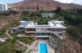 Luxury 24 bed Front Line Estate for Sale In Zapallar Quinta Region Chile Luxury 24 bed Front Line Estate for Sale In Zapallar Quinta Region Chile
