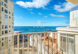 Renovated 1 Bedroom Apartment in Armação de Pêra | Sea View