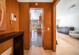 2 Bedroom Apartment | garage for long-term rental in Praia da Rocha