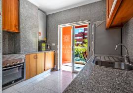 2 Bedroom Apartment | garage for long-term rental in Praia da Rocha
