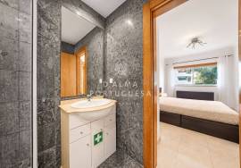 2 Bedroom Apartment | garage for long-term rental in Praia da Rocha