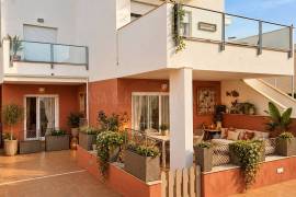 Modern and Cozy 2 Bedroom in Gated Community with Swimming Pool, Private Parking and Storage Room Lagos Burgau
