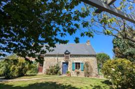 Houses for sale - 8 rooms - 190 m2 - PLUMIEUX - (22210) Houses for sale - 8 rooms - 190 m2 - PLUMIEUX - (22210)