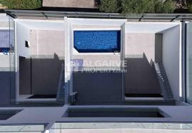 3+1 Bedroom Townhouse with Private Pool in Gambelas, Faro 3+1 Bedroom Townhouse with Private Pool in Gambelas, Faro