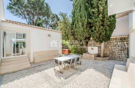 Exquisite Frontline Golf 5 bedroom Villa | Vilamoura Exquisite Frontline Golf 5 bedroom Villa | Vilamoura