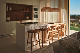 Luxury 4-Bedroom Apartments in Algarve – Nature, Comfort & Sophistication Luxury 4-Bedroom Apartments in Algarve – Nature, Comfort & Sophistication