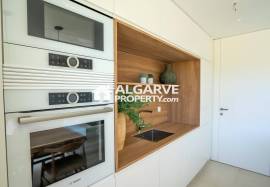 Luxury 4-Bedroom Apartments in Algarve – Nature, Comfort & Sophistication Luxury 4-Bedroom Apartments in Algarve – Nature, Comfort & Sophistication