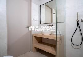 Luxury 4-Bedroom Apartments in Algarve – Nature, Comfort & Sophistication Luxury 4-Bedroom Apartments in Algarve – Nature, Comfort & Sophistication