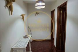 Rentals per Year: T3 in the Center of Loulé with Garage, Elevator and Balconies – Do It All on Foot! Rentals per Year: T3 in the Center of Loulé with Garage, Elevator and Balconies – Do It All on Foot!