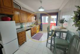 Rentals per Year: T3 in the Center of Loulé with Garage, Elevator and Balconies – Do It All on Foot! Rentals per Year: T3 in the Center of Loulé with Garage, Elevator and Balconies – Do It All on Foot!