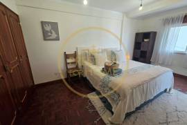 Rentals per Year: T3 in the Center of Loulé with Garage, Elevator and Balconies – Do It All on Foot! Rentals per Year: T3 in the Center of Loulé with Garage, Elevator and Balconies – Do It All on Foot!