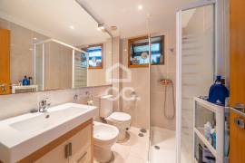 3 Bedrooms in Porto (Cedofeita / Boavista) | Balcony, Double Box Garage (27m2) and Parking