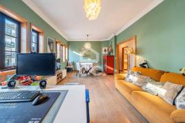3 Bedrooms in Porto (Cedofeita / Boavista) | Balcony, Double Box Garage (27m2) and Parking