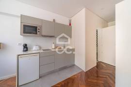 T0 furnished and with equipped kitchen in Rua do Bolhão – Baixa do Porto