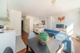 T0 furnished and with equipped kitchen in Rua do Bolhão – Baixa do Porto
