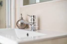 T0 furnished and with equipped kitchen in Rua do Bolhão – Baixa do Porto