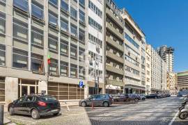 T0 furnished and with equipped kitchen in Rua do Bolhão – Baixa do Porto