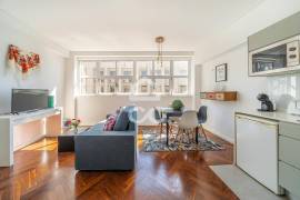 T0 furnished and with equipped kitchen in Rua do Bolhão – Baixa do Porto
