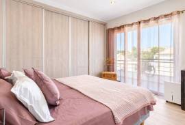 Tavira – 3-bedroom villa with rooftop pool, sea views and garage