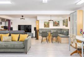 Tavira – 3-bedroom villa with rooftop pool, sea views and garage