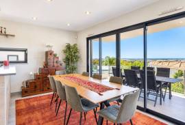 Tavira – 3-bedroom villa with rooftop pool, sea views and garage