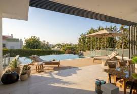 Tavira - Contemporary 4-bedroom villa with pool, lift and garage Tavira - Contemporary 4-bedroom villa with pool, lift and garage