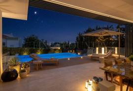 Tavira - Contemporary 4-bedroom villa with pool, lift and garage Tavira - Contemporary 4-bedroom villa with pool, lift and garage