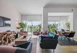 Carvoeiro – Single level semi-detached 3 bedroom villa with pool and walking distance to the center