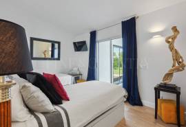 Carvoeiro – Single level semi-detached 3 bedroom villa with pool and walking distance to the center