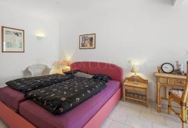 Carvoeiro – Spacious 3-bedroom villa with pool and mature gardens