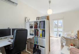 Tavira- Charming 3-bedroom townhouse with plunge pool and garage in historic centre