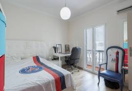 Tavira- Charming 3-bedroom townhouse with plunge pool and garage in historic centre