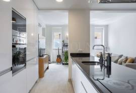 Tavira- Charming 3-bedroom townhouse with plunge pool and garage in historic centre