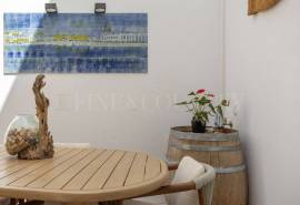 Tavira- Charming 3-bedroom townhouse with plunge pool and garage in historic centre